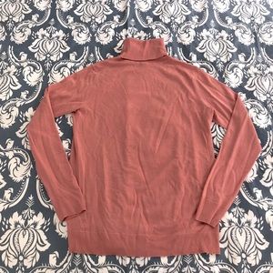 Pink Merino Wool Turtleneck | Uniqlo